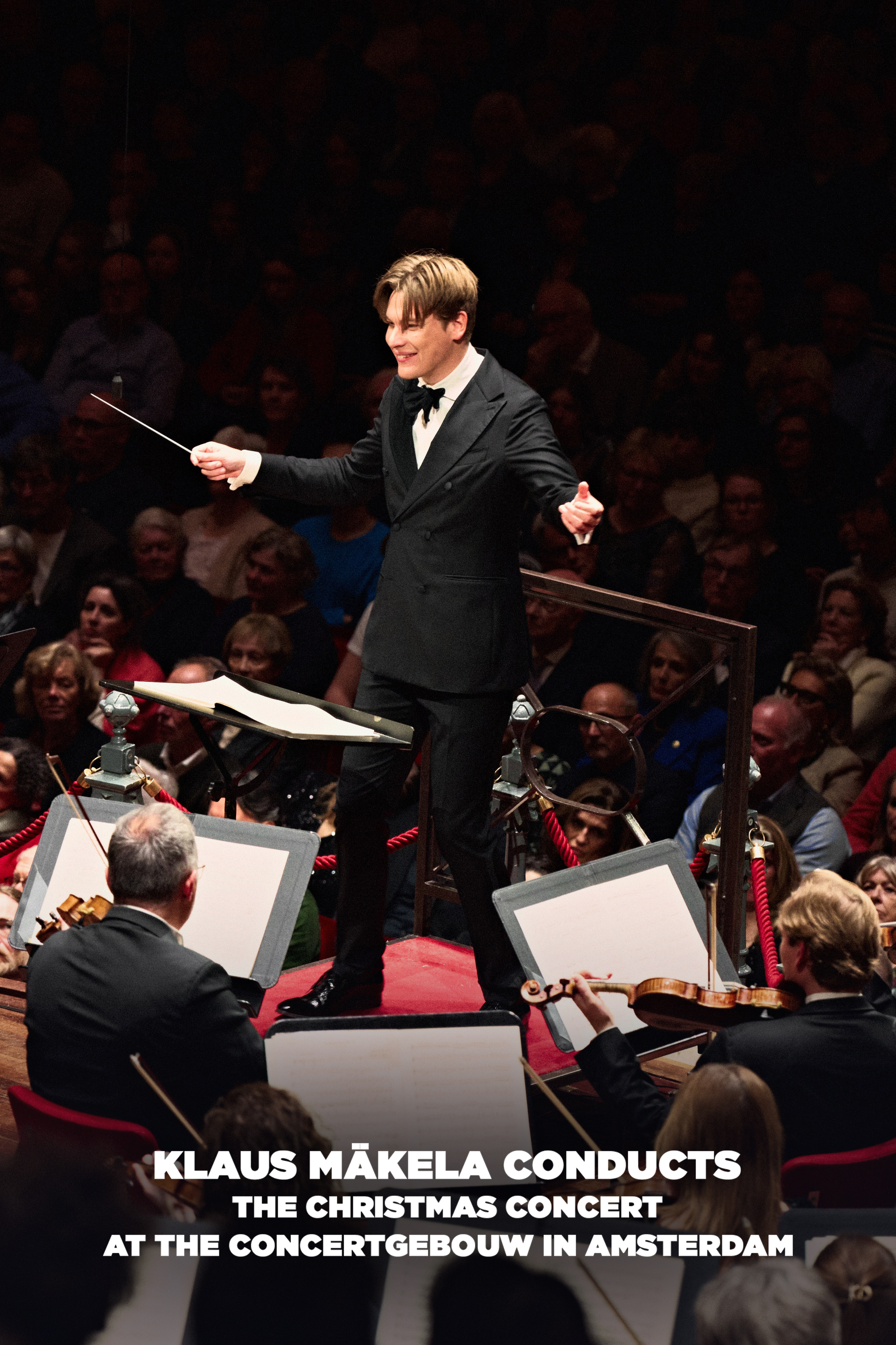 Klaus Mäkela Conducts the Christmas Concert at the Concertgebouw in Amsterdam