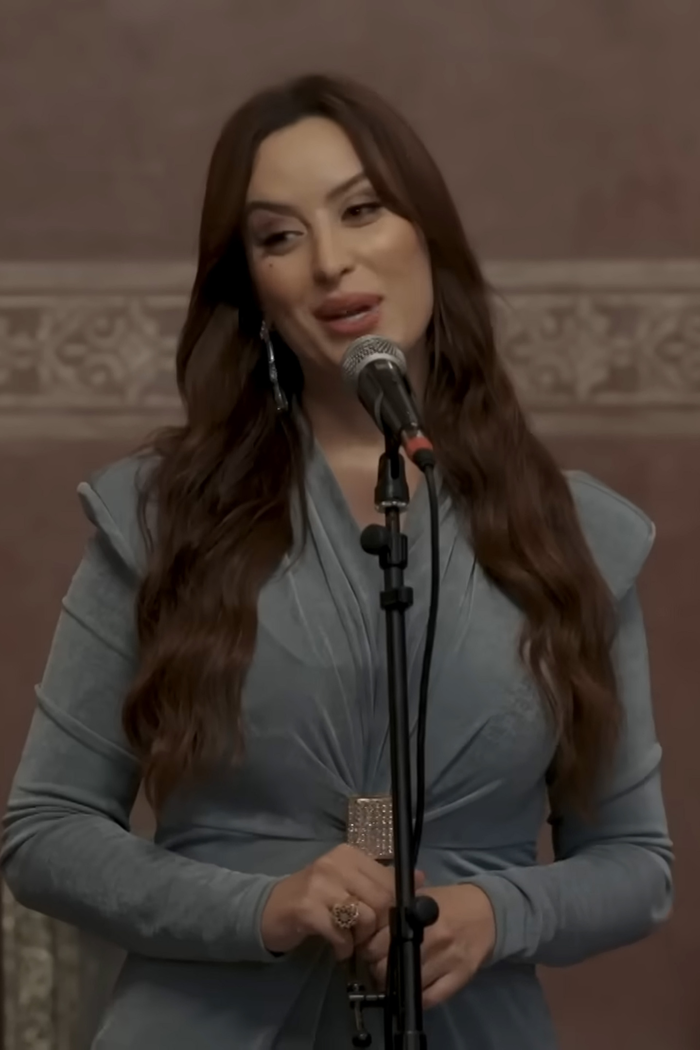 Shkon Kan Yeqol